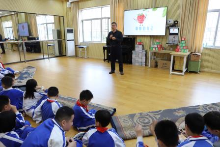 心心“向”融  幸福成长 ——向西小学融合教育迎新嘉华