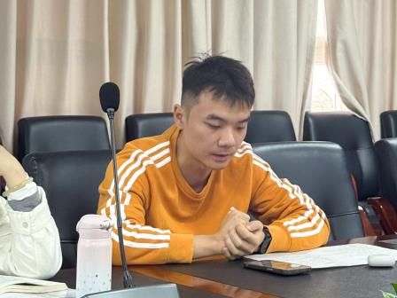 凝聚变革共识，深耕新质课堂——翠园文锦中学召开“教案变脸”专题研讨会