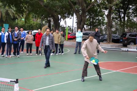 以体育凝聚合力 以健康赋能教育|罗湖外语实验学校首届“撷芳杯”教职工匹克球团体赛隆重开幕