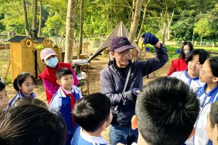 金秋读蔬荟完美收官！怡景学子在田间地头收获劳动与成长