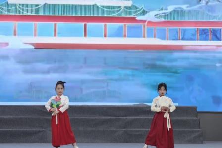 诗画茶俑绘盛唐 知行合一传文脉—— 怡景小学举行2025 语言文化节超学科学习成果展演