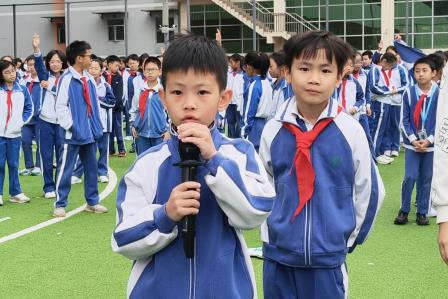 翠竹校园颂宪法精神，法治护航筑成长根基