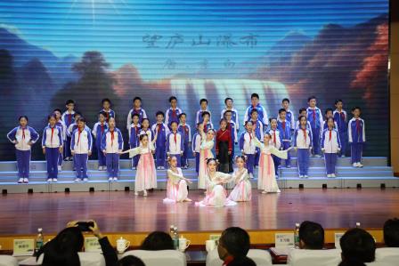 美育润童心 雅乐迎新年——锦田小学第三届“乐润童心”新年音乐会燃情落幕