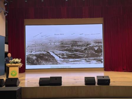 春风吹拂四十年，翠竹拔节新时代——翠竹外国语实验学校组织青年教师开展主题研修活动