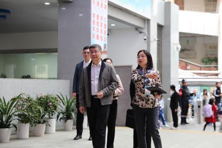  罗湖区教育局局长高延勇赴罗湖小学调研指导
