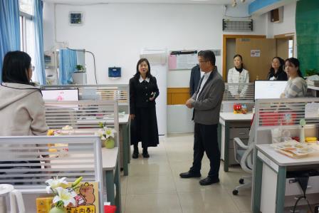 罗湖区教育局局长高延勇莅临南湖小学指导  肯定教学成果擘画发展蓝图