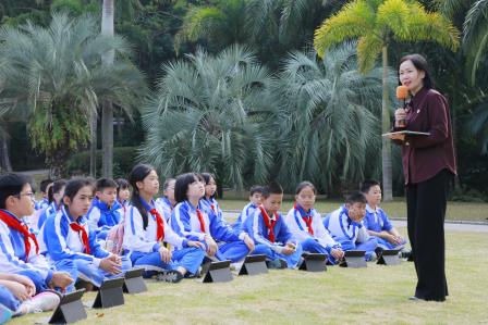 从一棵树读懂一座城——深圳市仙桐实验小学“行走思政课”在仙湖植物园生动开讲