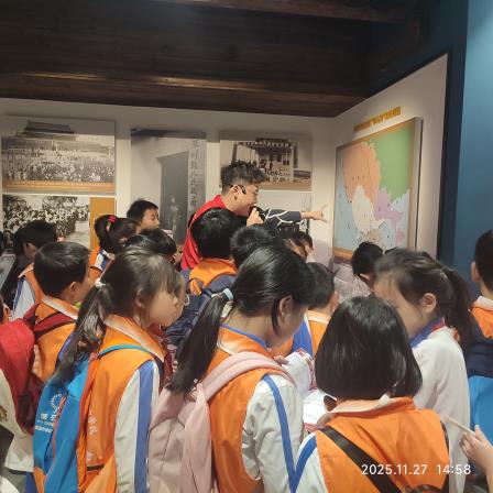 走进渔民村，从水上传奇到改革先锋 ——翠竹外国语实验学校“每周半天计划”红色引领主题系列活动圆满开展