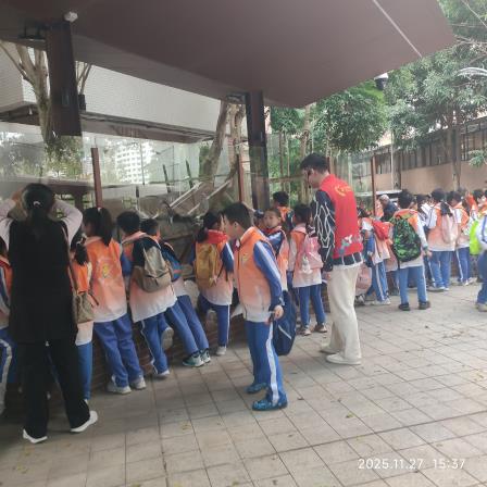 走进渔民村，从水上传奇到改革先锋 ——翠竹外国语实验学校“每周半天计划”红色引领主题系列活动圆满开展