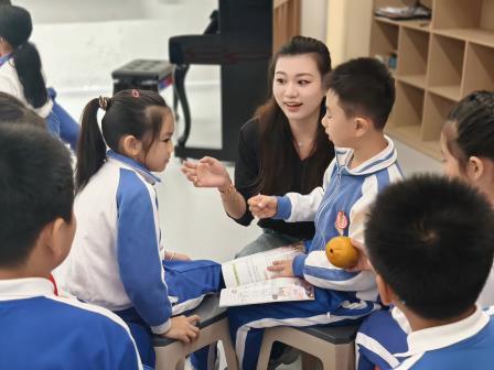 智研赋能探新径，学科融合创未来