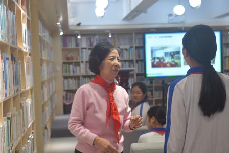 冬日暖阳润童心，拓荒精神永流传 ——翠北实验小学“五老课堂”深情开讲