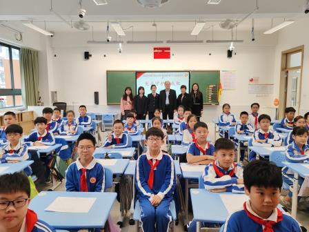 宪法守护你我他，法治阳光照童心——深圳市东晓小学“宪法宣传周”之“法治宣传讲座”