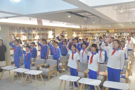 冬日暖阳润童心，拓荒精神永流传 ——翠北实验小学“五老课堂”深情开讲