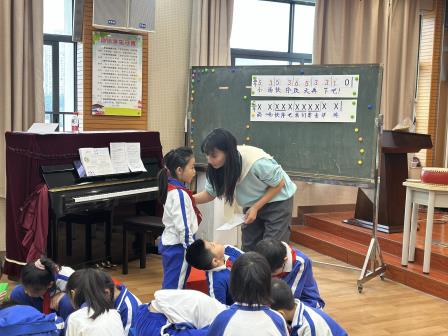 校际结对共研新质课堂，AI赋能深耕音乐教学 ——罗湖区2025-2026学年度第一学期第24期校际结对研暨音乐新质课堂研讨活动第3组教研活动圆满举行