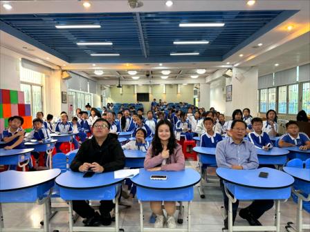 罗撷诗心赏雅韵 芳吟诗情绽风华——深圳市罗芳小学首届诗词大会决赛圆满落幕
