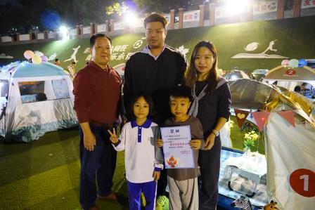 星光伴书香帐篷阅童年——凤光小学亲子家庭共赴沉浸式阅读之约