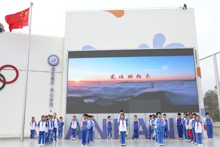 普法润童心，宪法伴成长——深圳市莲南教育集团安芳小学开展“宪法宣传周”系列活动
