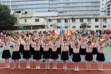 跃动画卷展风采，体育精神耀向西 ——深圳市向西小学成功举办第二十四届体育节暨第三十七届田径运动会