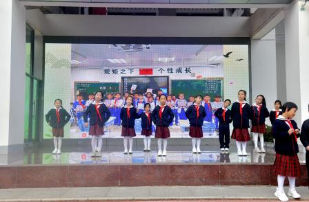 珍爱生命从我做起 ——深圳市翠北实验小学主题升旗仪式（第二十周）