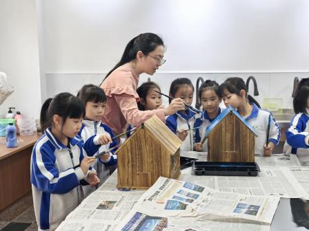 美育一件事｜巧手绘校园——罗芳小学艺术节系列活动精彩纷呈