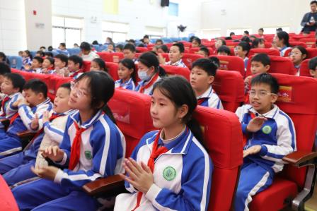 气候科普进校园  绿色理念润童心 ——向西小学携手市生态环境局开展气候科普主题活动