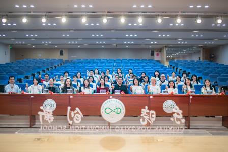 家校同心育英才，翠园东晓创新学校2025-2026学年第一学期家校共建总结会圆满举行