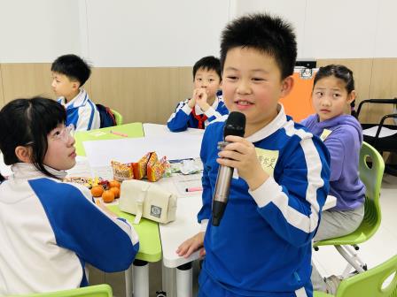 “心”光闪闪，快乐同行——翠竹外国语实验学校心理社团期末赋能工作坊顺利展开