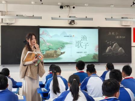 诗韵润童心，课堂绽芳华 ——梧桐小学“中华诗教”先行校课堂展示活动圆满举行