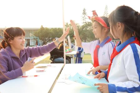 龙创实验学校期末嘉年华圆满落幕