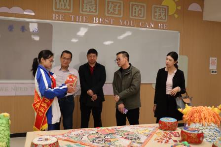 人机协同探新路，智教融合育未来 ——深圳市罗湖区人工智能教育应用调研组专家到泰宁小学指导工作