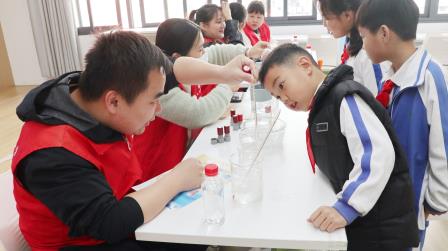 乐学闯关，智趣飞扬 ——湖贝小学开展2025-2026学年第一学期一、二年级阳光测评活动