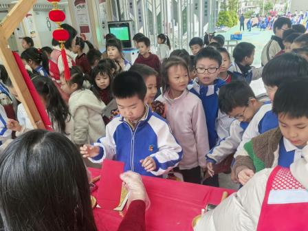 萌马奔腾，乐学闯关——深圳市红桂小学期末嘉年华活动圆满落幕