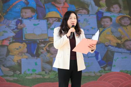 家园校社携手 共赴公益之约 ——淘金山小学协助淘金山幼儿园共同开展家园校社协同公益活动
