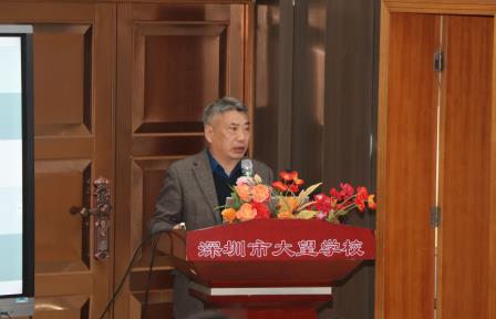 聚焦九大主题，解锁写作潜能——大望学校举办九年级语文作文写作专题讲座