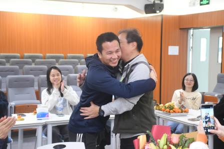 桂园教育集团桂园小学举行退休教师荣休仪式