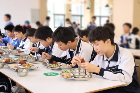 步履不停，光芒不止｜深圳市翠园文锦中学2025年度十大亮点