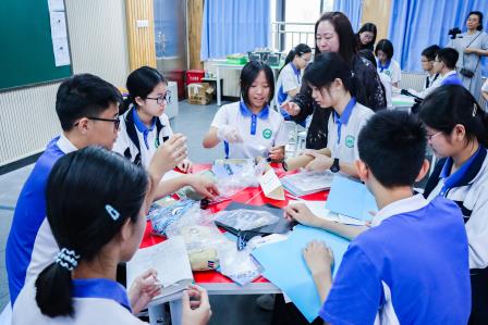 步履不停，光芒不止｜深圳市翠园文锦中学2025年度十大亮点
