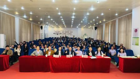 家校同心育美好 携手共育伴成长——碧波小学2025年度校级家委总结会暨期末家长表彰活动圆满举行