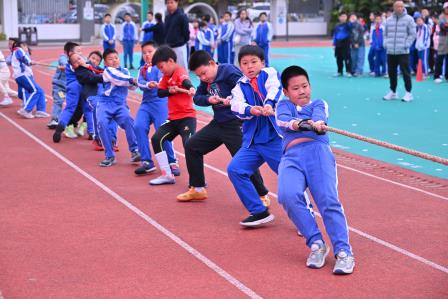 　激情赛场展风采，协作拼搏聚力量 ——深圳市翠北实验小学“班主任杯”拔河比赛圆满落幕