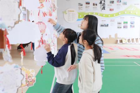 深圳市仙桐实验小学举行“仙桐雅韵迎新元 翰墨汉裳悦游园”主题系列活动