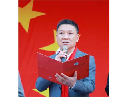初心如磐驰骏马，奋跃而上踏新程  ——罗湖实验学校举行2026新年主题升旗仪式暨书记思政课开讲