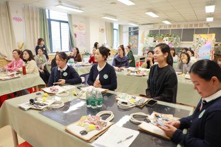 巧手迎新，袋袋传情！深圳市螺岭教育集团仙桐实验小学非遗手工活动架起家校共育连心桥