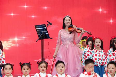 师生同台绽风采 家校共育谱新篇——深圳市大望学校迎新年庆元旦文艺汇演圆满收官