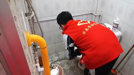 岁末寒冬送关爱，青春力量暖夕阳 ——华英学子携手大望社区探访队开展慰问活动