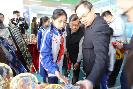 当学习“活”起来：罗湖这场项目式学习盛宴点亮成长之路