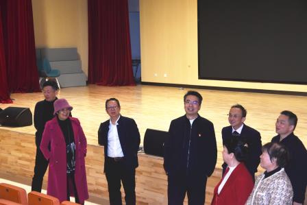 冬日松木长青承前辈初心 暖阳泉源不竭润四代桃李 ——深圳市松泉实验学校举行2026年“党建引领-关心退休教师”新年茶话会