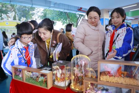 蝶舞仙桐绽芳华 馆藏童心获赞誉——仙桐实验小学项目式学习成果闪耀罗湖区小学阶段项目式学习交流展示活动