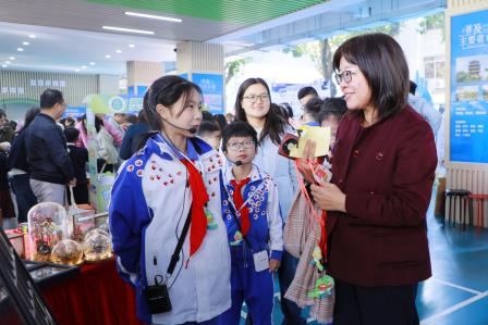 蝶舞仙桐绽芳华 馆藏童心获赞誉——仙桐实验小学项目式学习成果闪耀罗湖区小学阶段项目式学习交流展示活动