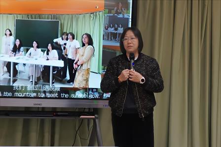 汇聚众人智慧，共谱教育新篇——邱洁苡名校长工作室周年回顾与新年展望