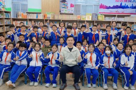 科技筑梦 未来可期 ——科学副校长刘博勋进校开展专题讲座